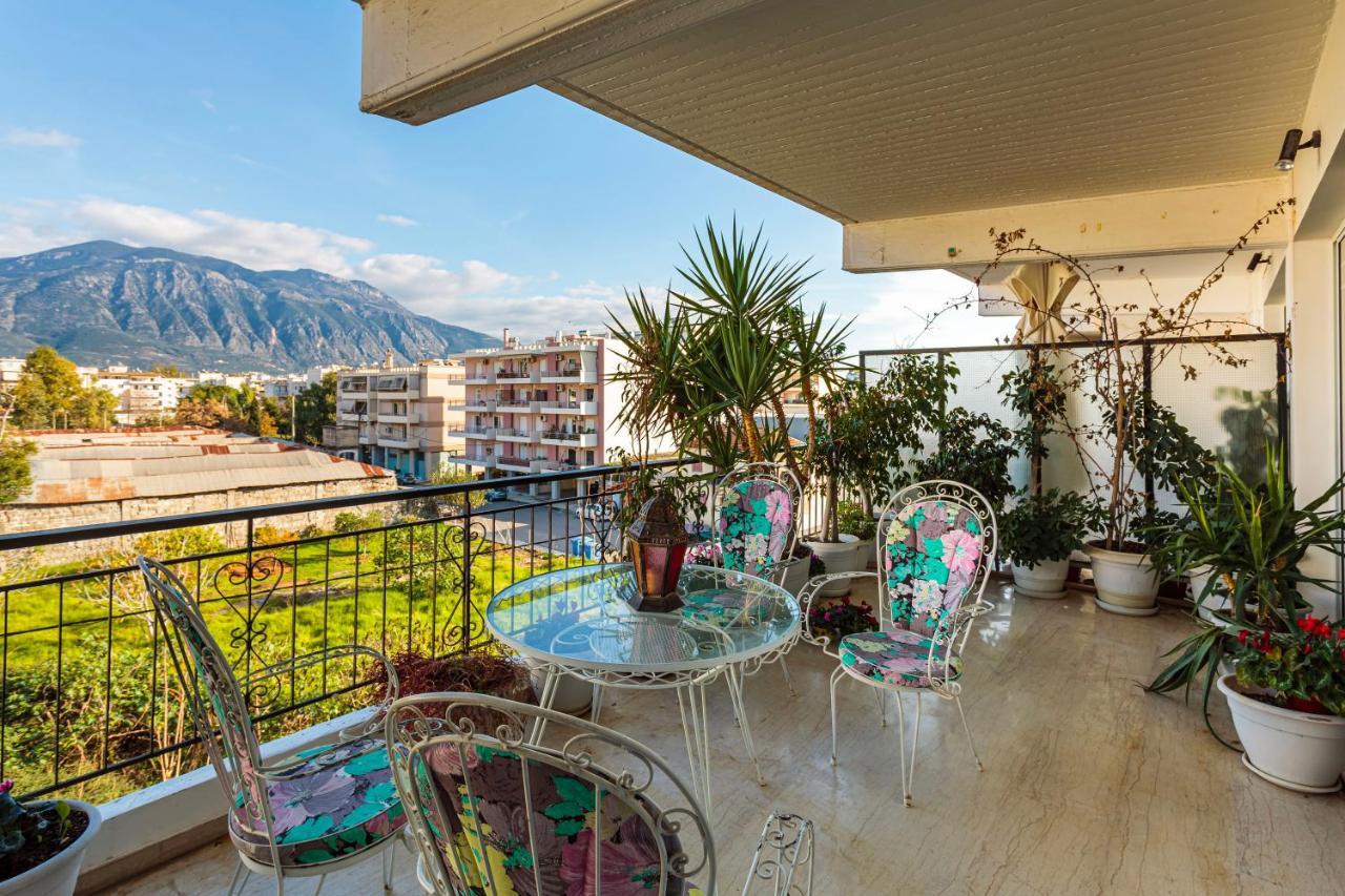 Bright Comfy Flat Near The Beach & The City Center Kalamata Exterior photo